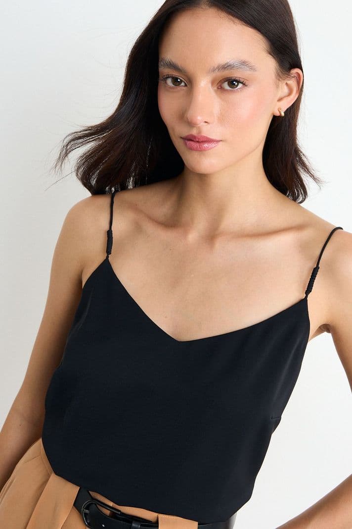 Blusa Lisa Negro iO 14020126052102 S
