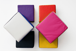 CUBO APILABLE DE ESPUMA 25X25X25CM FORRADO EN ECO CUERO
