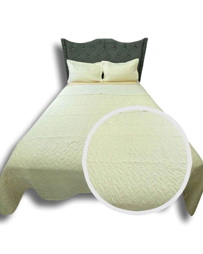 CUBRECAMA QUILT DE LUJO VERANO DELGADO KING CREMA