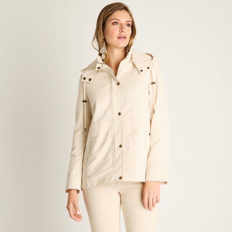 Casaca Beige Manga Larga No Elasticado Con Forro Calce Holgado XXL