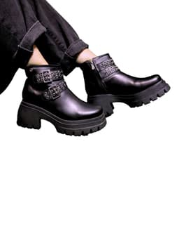 Botin Tessa Negro Exotica 36