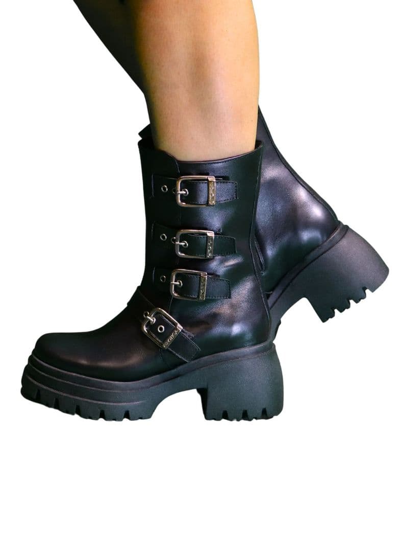 Botin Elena Negro Exotica 39