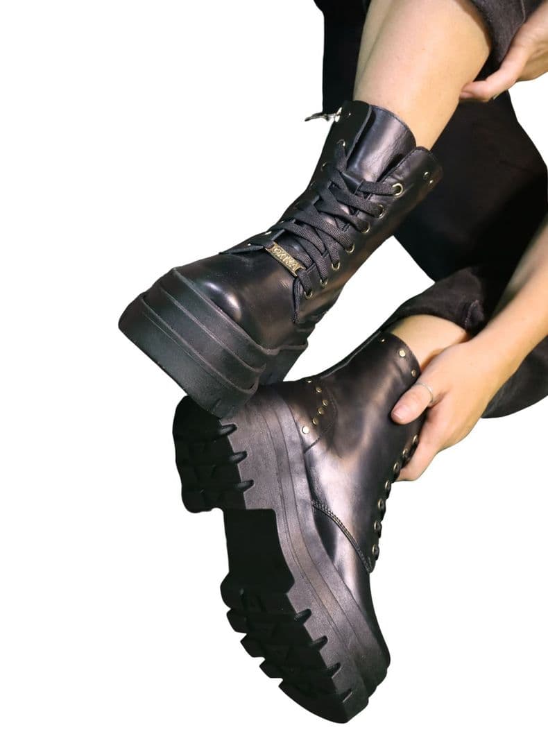 Botin Naples Negro Exotica 35