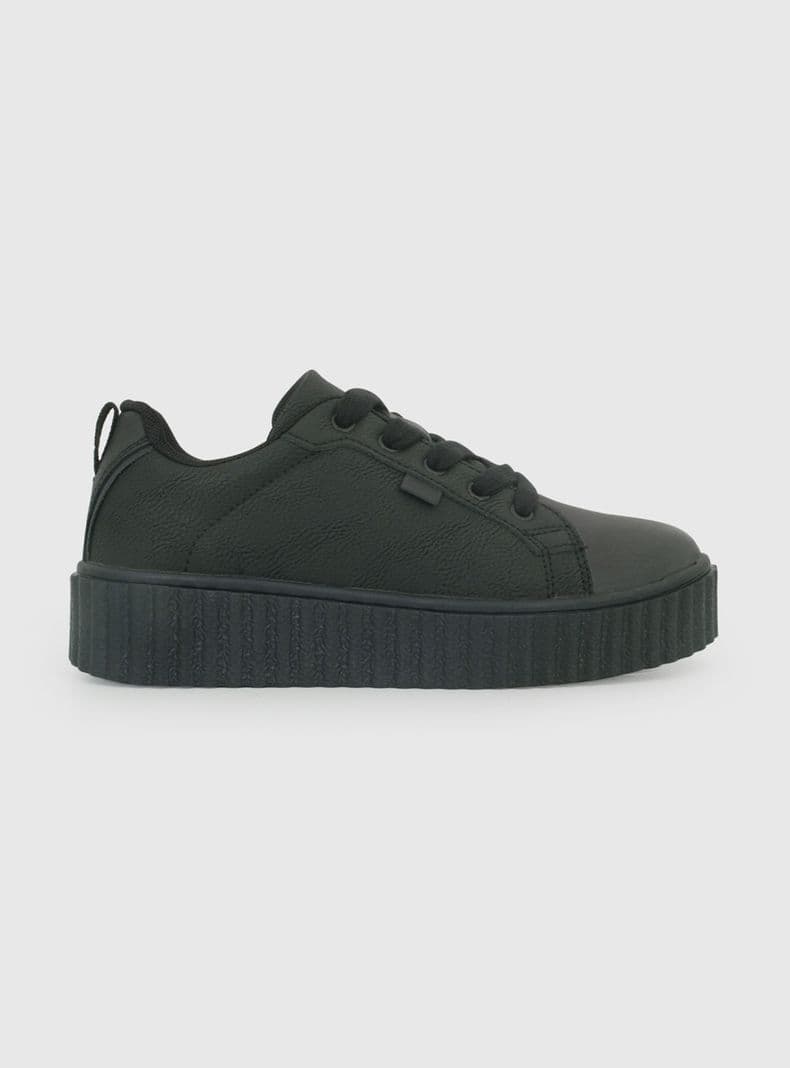 Zapatilla Escolar Creeper Cordones Nino T.30 a T.33 Negro