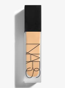 Base Nars Natural Matte Longwear Foundation Fiji 30 ml
