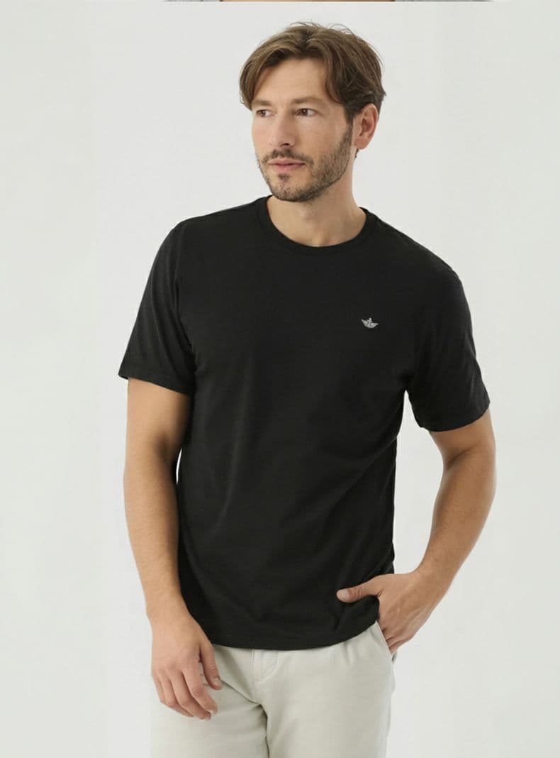 Polera Manga Corta Crewneck Lisa Negro M