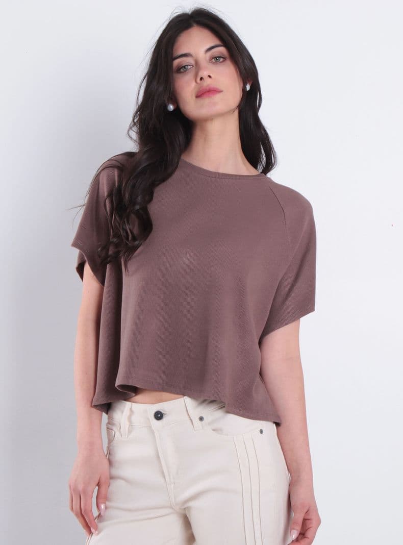 Polera Solida Escote Redondo Cafe M