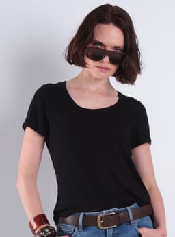 Polera Manga Corta Escote Linea Redondo Negro XL