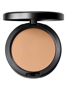 Base de Maquillaje Studio Fix Powder Plus Foundation NC18 MAC
