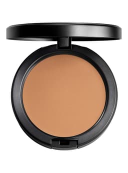Base de Maquillaje Studio Fix Powder Plus Foundation NC44