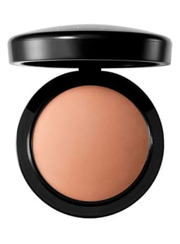 Polvo MAC Mineralize Skinfinish Natural Medium Dark